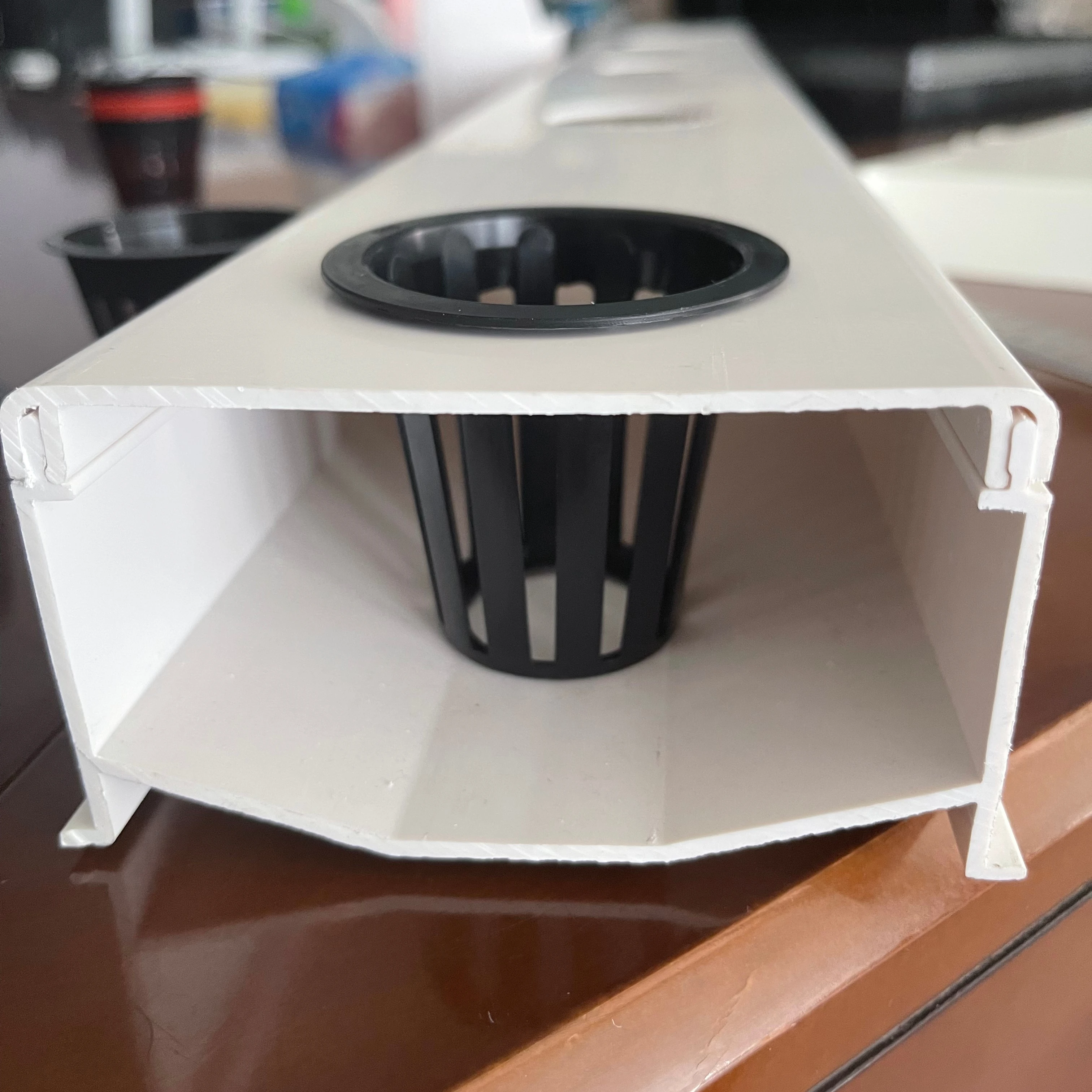 Hot Selling Black Plastic Slotted Mesh Net Plant Cups Pots Hydroponics Aquaponics Orchids Bucket Basket