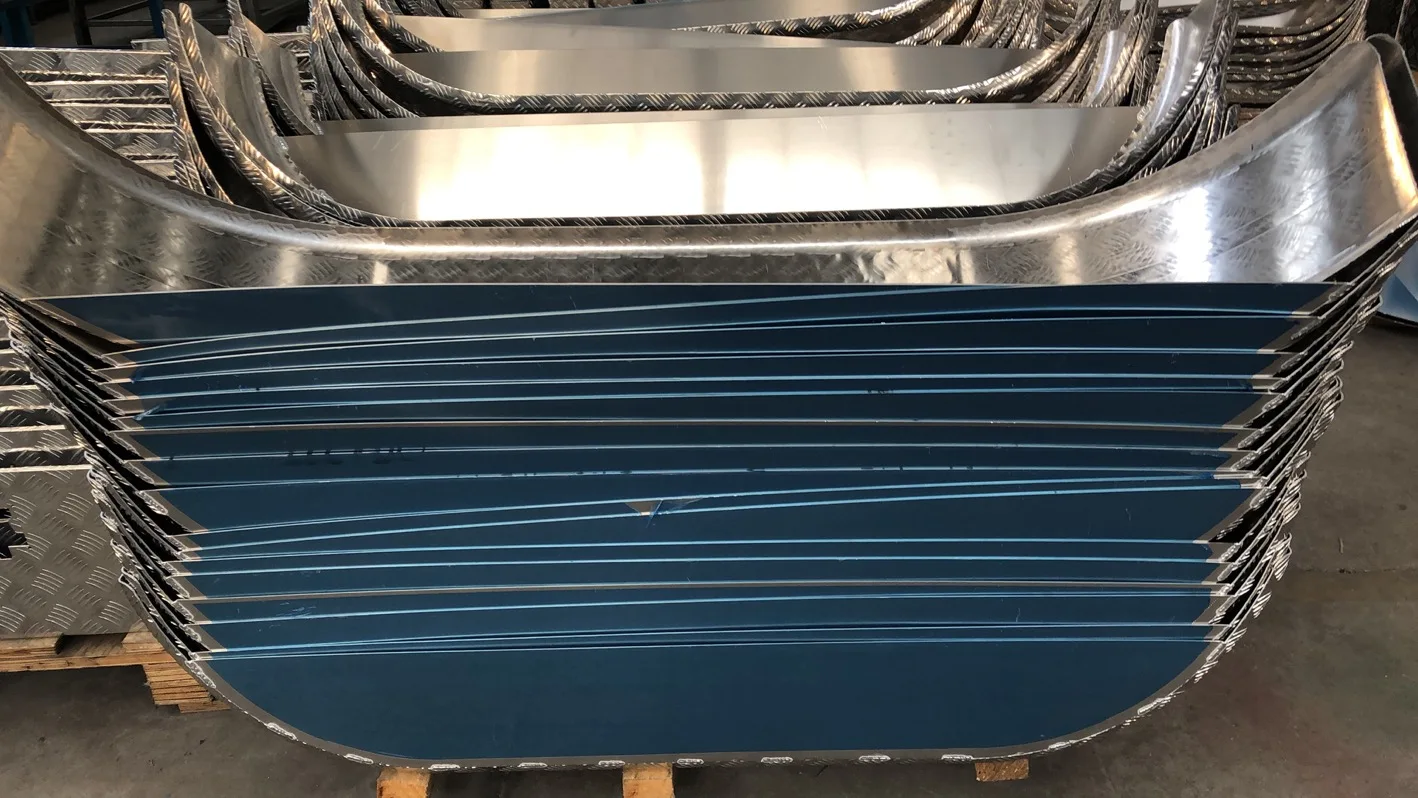 Factory directly wholesale Alloy Truck Mudguard Bracket Suit Aluminum Tractor Trailer Mudguard