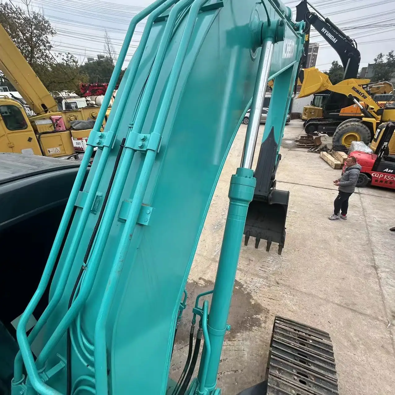 Экскаватор Kobelco SK210 LC 210LC-8 210LC-10 отлично работает по низкой цене