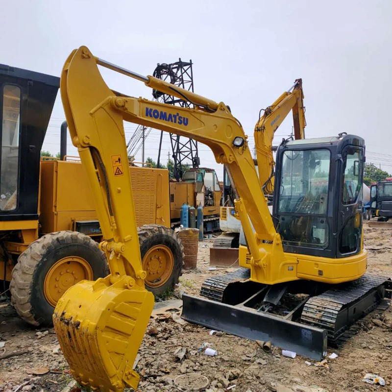 Second hand Cheap price mini used Komatsu 5.5ton  excavator for farm garden works