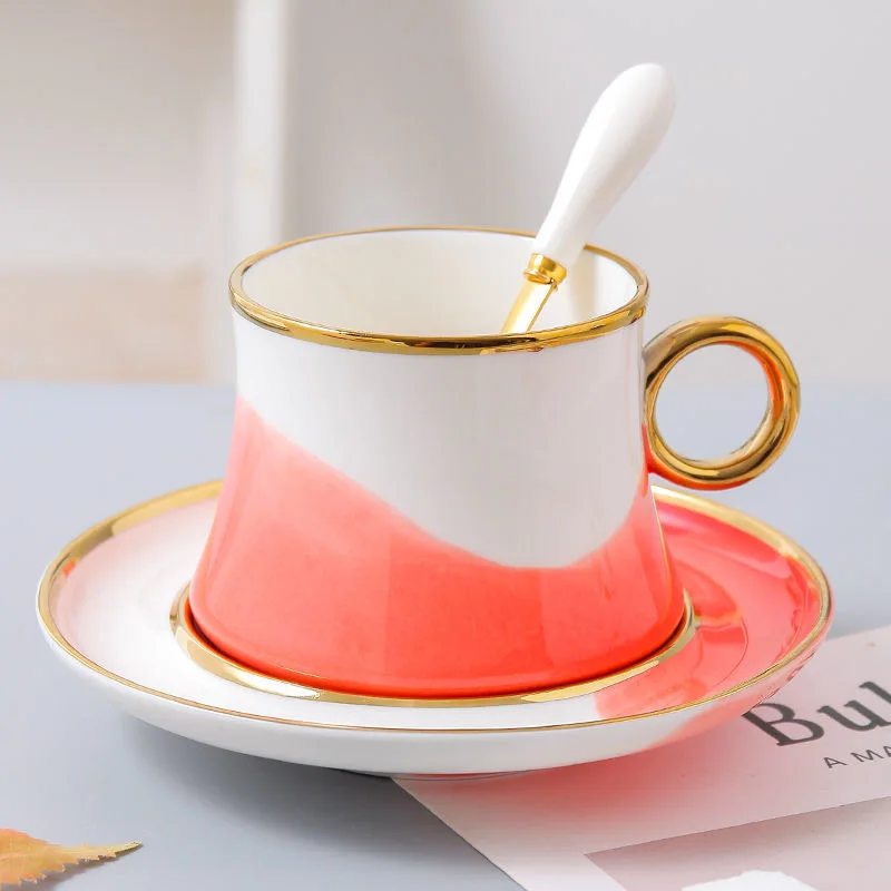 British tazas Luxury Porcelain Floral Tea Cups & Saucers Hand Painted Gold Handle Bone China Coffee Cup And Saucer Set