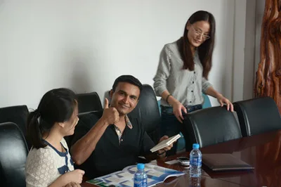 50S/1 Polyester  blended yarn  PV 67/33 vortex MVS yarn raw white