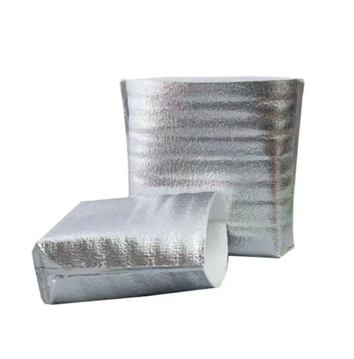The factory direct sales line produces a large number of food-grade thermal insulation aluminum foil insulation bags