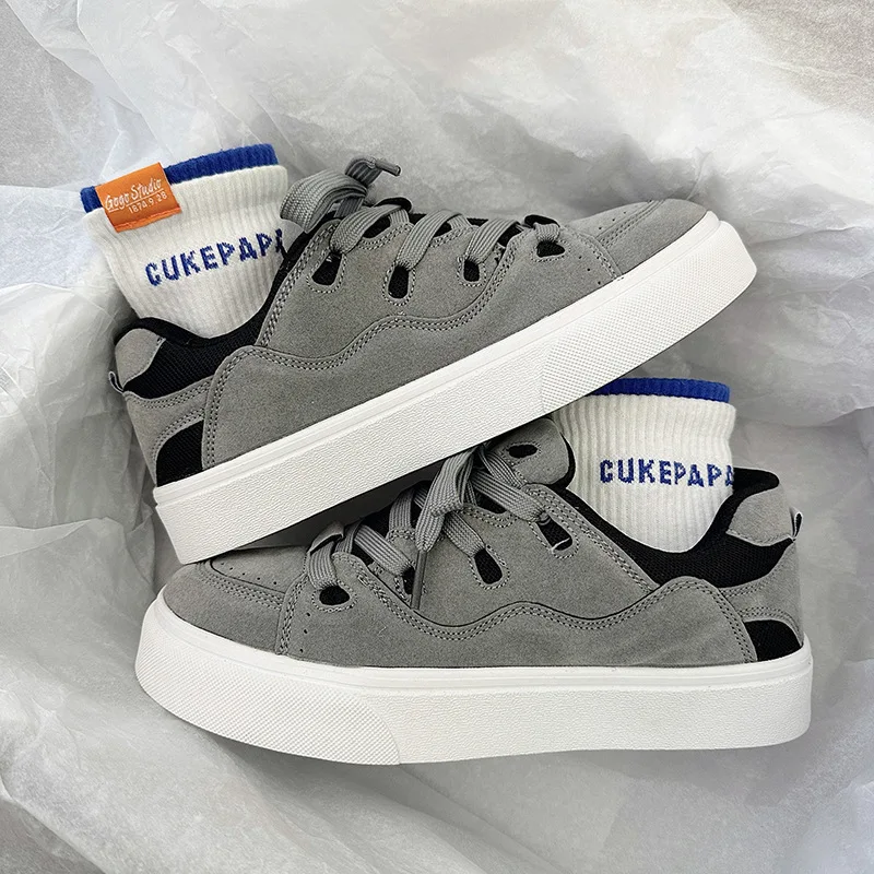 Wholesale Hot Selling Couples Casual Shoes All Fashion Students Breathable Sports Shoes Men Casual Shoes Woman