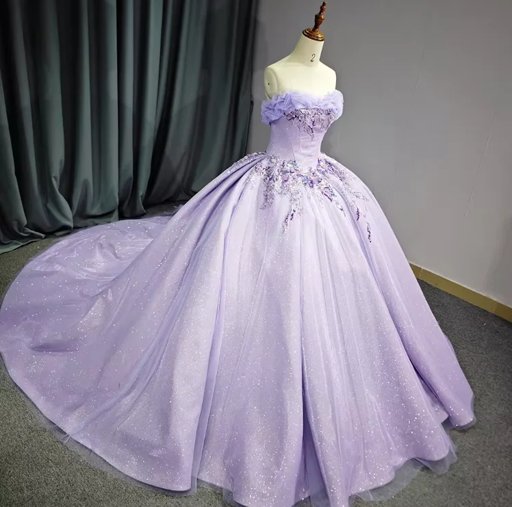 QD1643 Sweetheart Light Pure Quinceanera Dresses Ball Gown Flowers Lace Appliques Princess Dress New Designs Ball Gowns Puffy