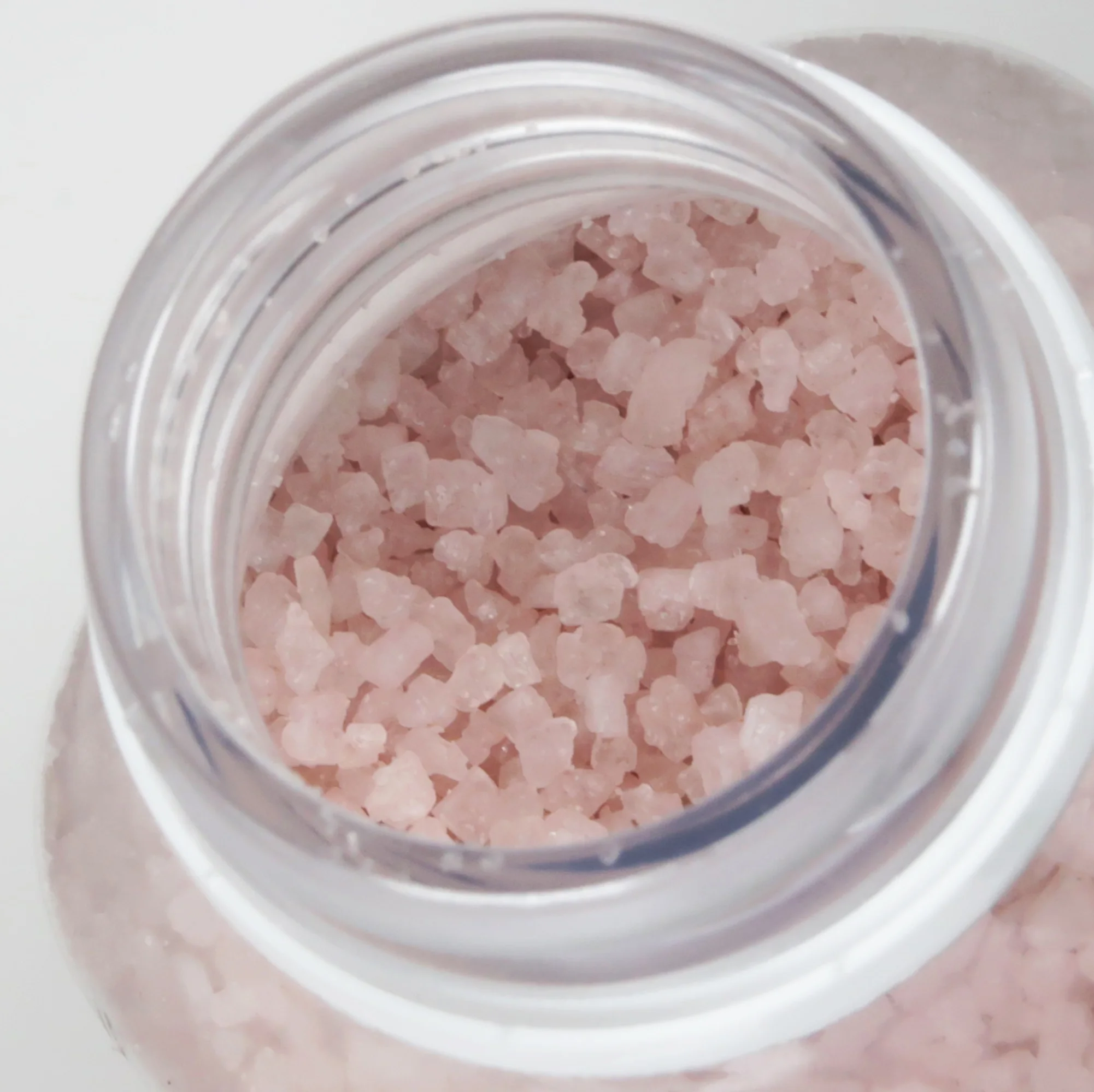 Private Label Massage SPA Maris Sea Salt Body Bath Salt Healthy Exfoliator Cruelty Free Nourishing Exfoliating Sample Available