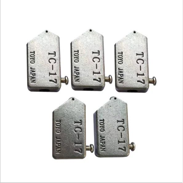 TOYO Long Service Time  Diamond Pointed Manual TC17  Glass Cutter With Iron Handle