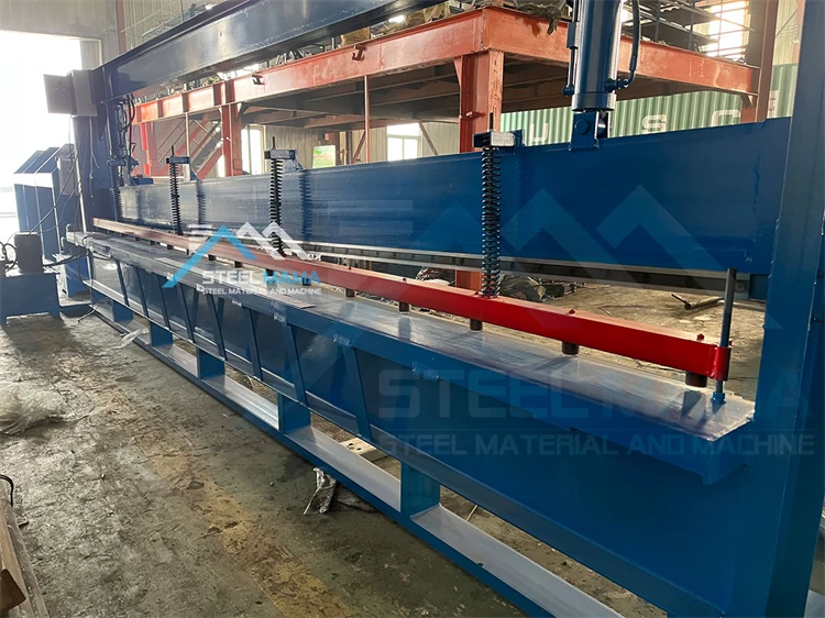 Guillotine Shear.jpg