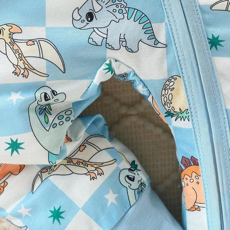 2023 Custom Knitted Bamboo Baby Pajamas Newborn Girl Romper with Zipper Print Pattern Boutique Winter/Spring Baby Clothing