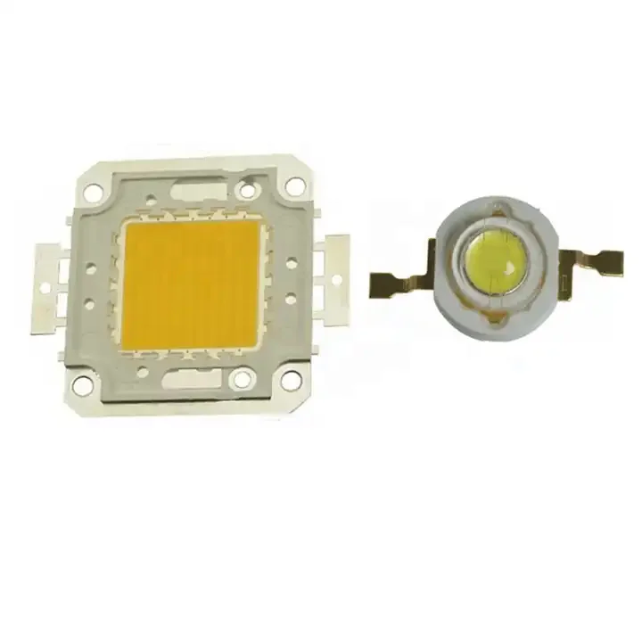 30W 900mA 30-34V SMD COB LED Chip White 6000-6500K for Flood Light