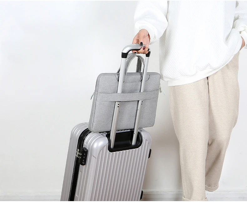 Fashion Waterproof Business 17 Inch Womens Laptop Messenger Bag with Compartment