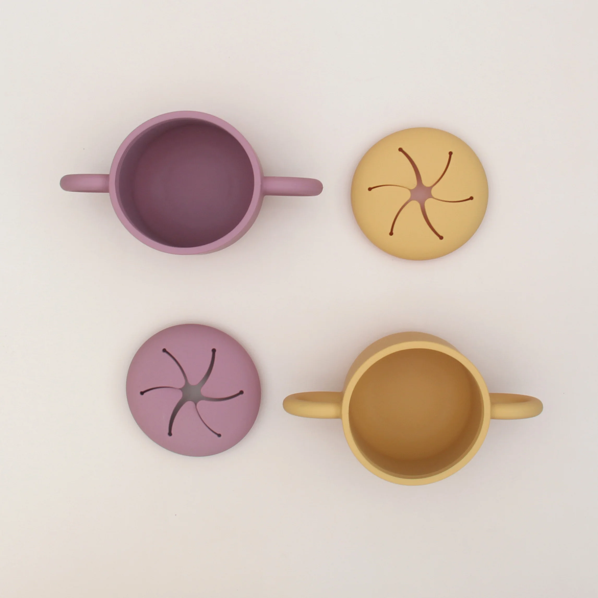 Low MOQ BPA Free Spill Proof Non-Toxic Snack Cup Silicone, Kids Snack Cup Baby, Toddler Silicone Snack Cup with Lid