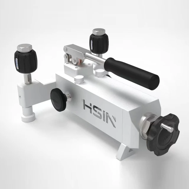 Portable  Calibration pressure Hydraulic comparator pump with 70MPa