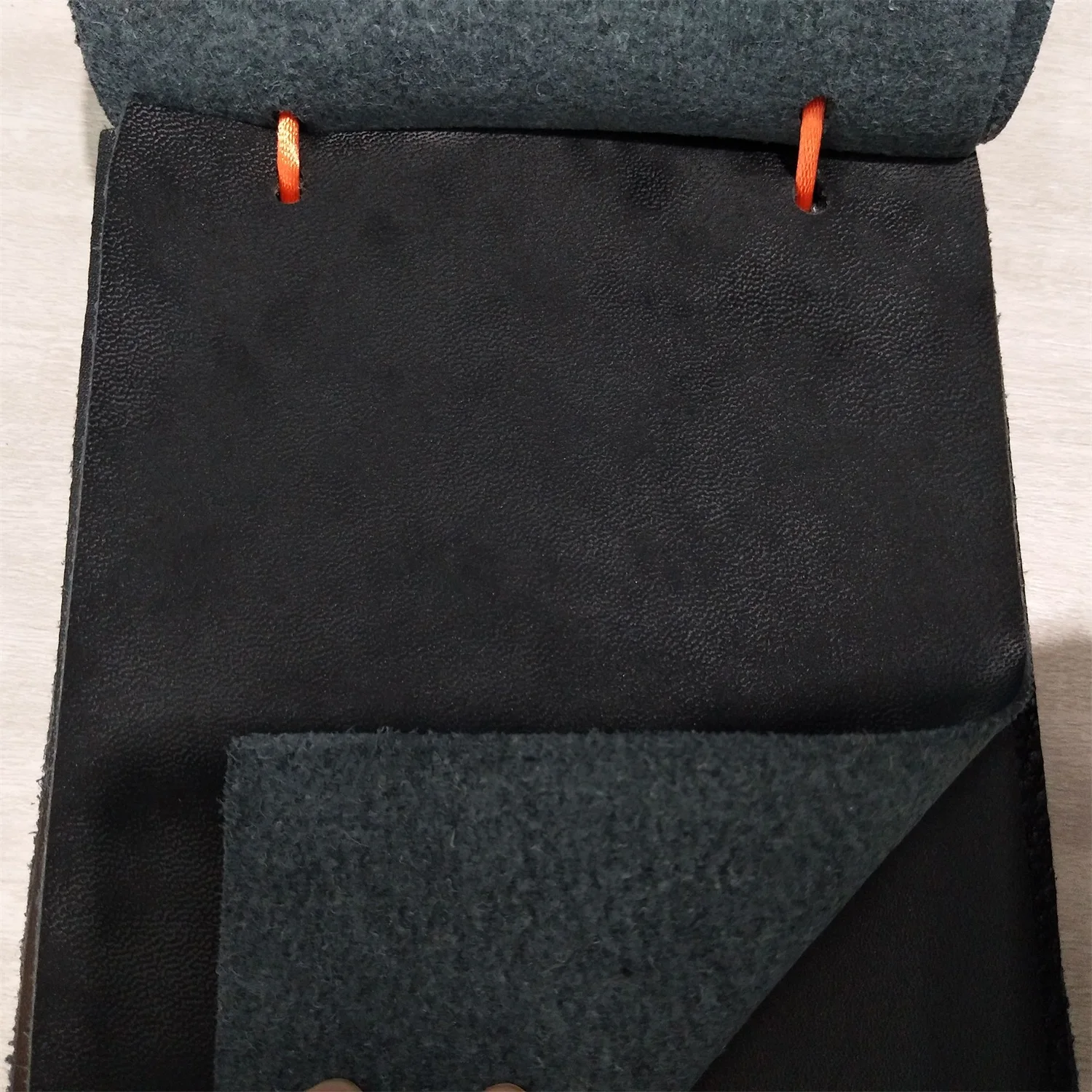 Новая разработка современный Эко Черный пестрый дизайн натуральная кожа для изготовления сумки (1600279338769)