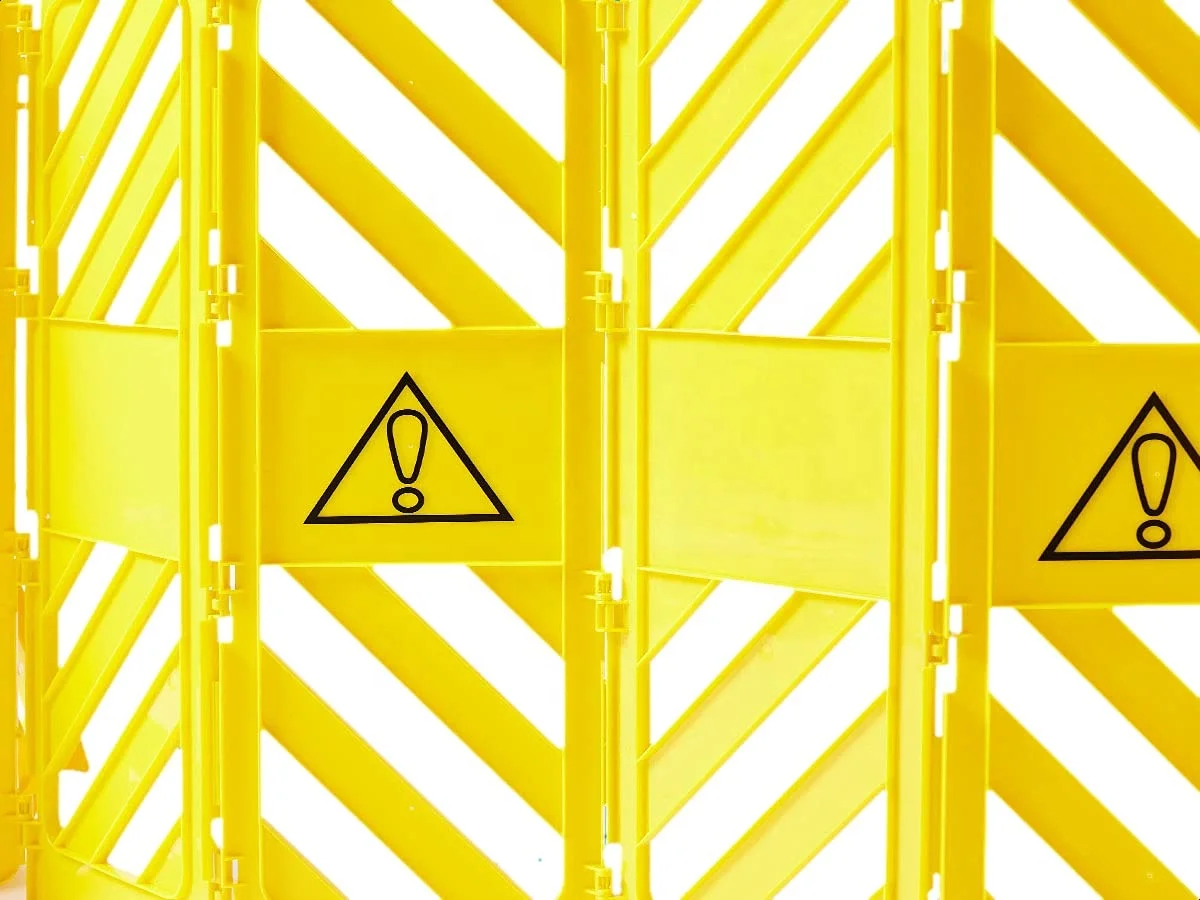 Road traffic fence construction barricade rolling plastic modular safety expandable barrier for elevator
