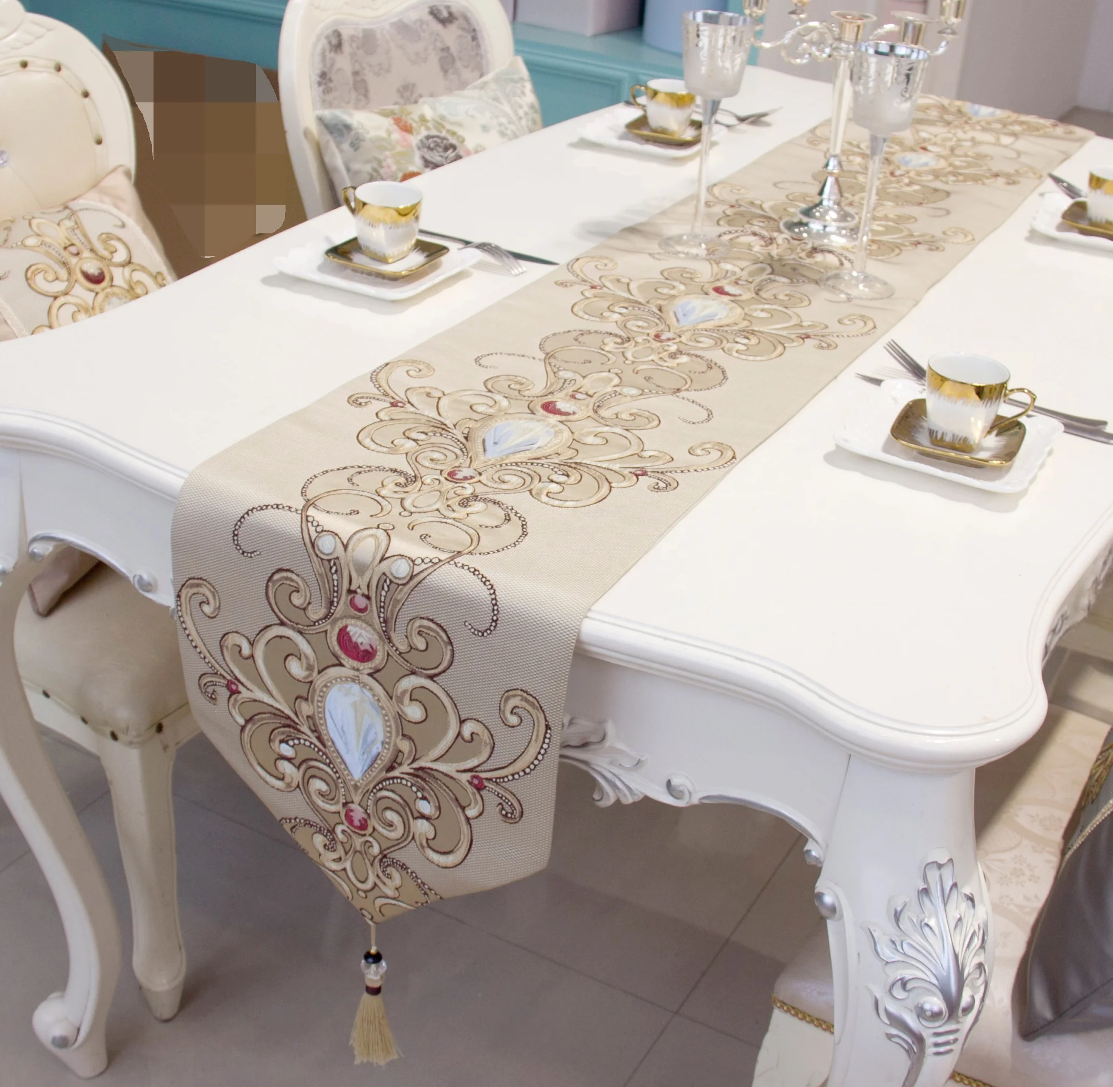 Роскошная высокоточная скатерть из полиэстера с рисунком из жаккарда и бриллиантов для украшения дома, отеля, банкета