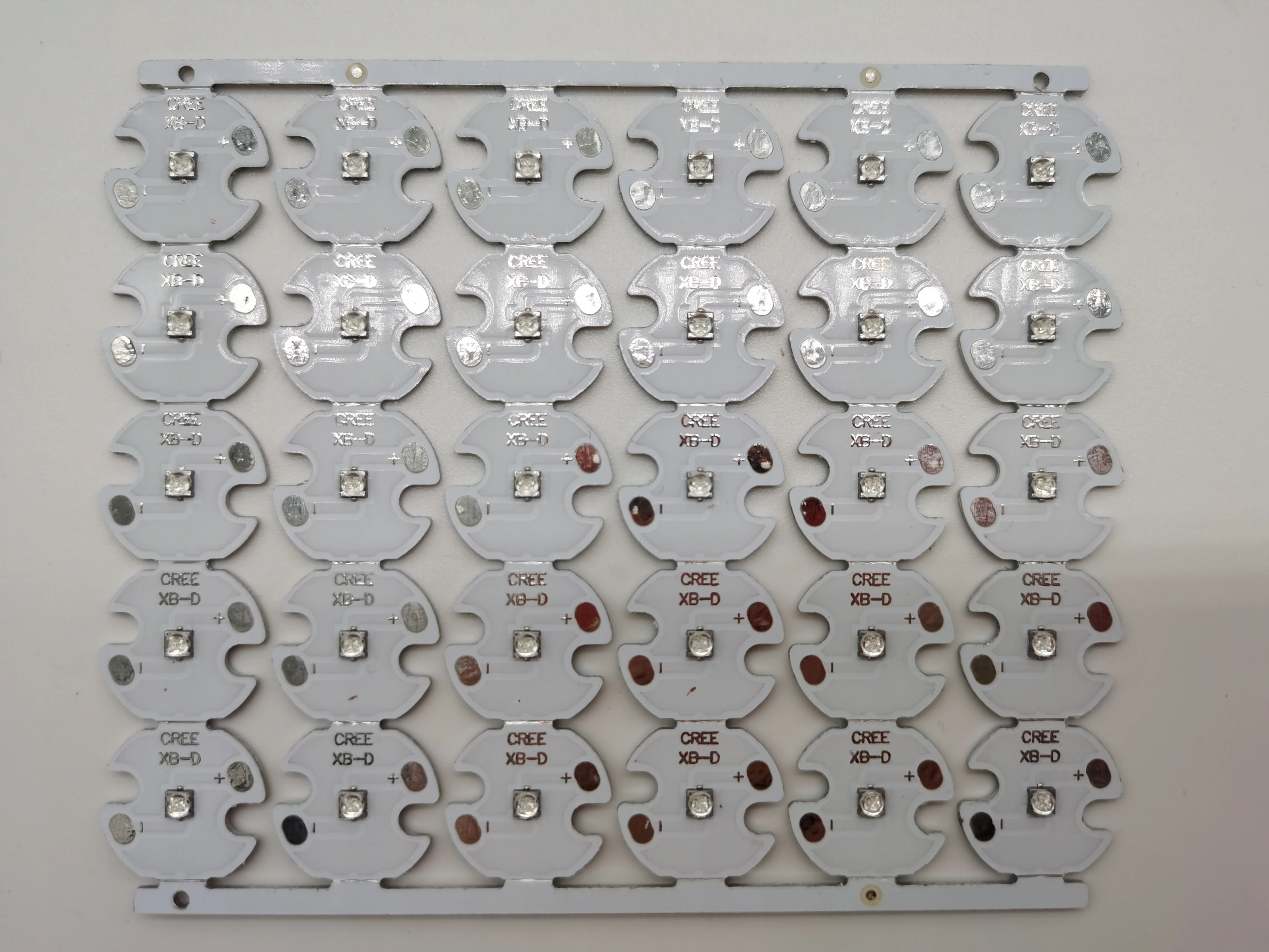  Cree XBD никласом SMD LED чип-диод компонент крепление и припоя с 16 мм круглый алюминиевый PCB