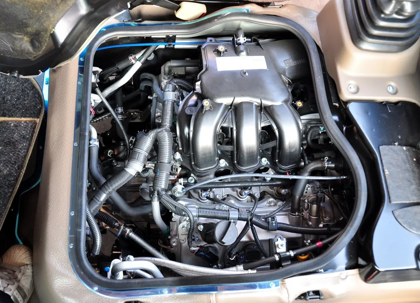 2011 Used Toyota Coaster 20 seats ninety percent new ior sale