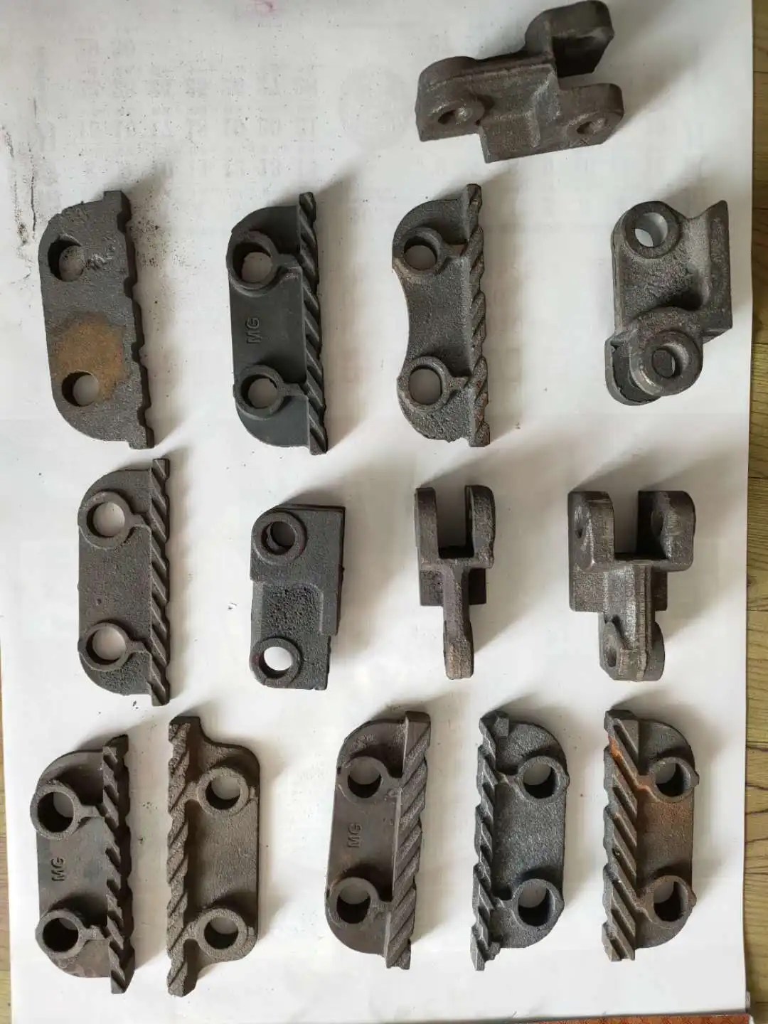 Customized Coal Fired Furnace Grate Plate Stoker Grating Steel