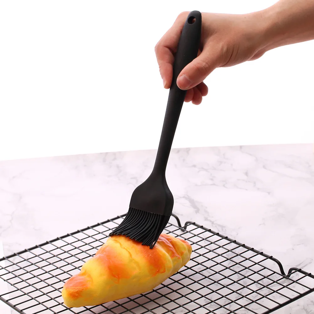 Perfect Easy to clean High Temperature Grill Silicone Cooking Cake Brush Bbq Oil Brush