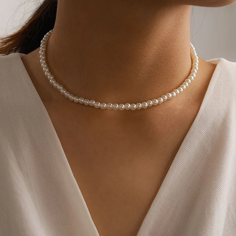 Trendy luxury charm beads choker imitation pearl chain necklace for women wedding