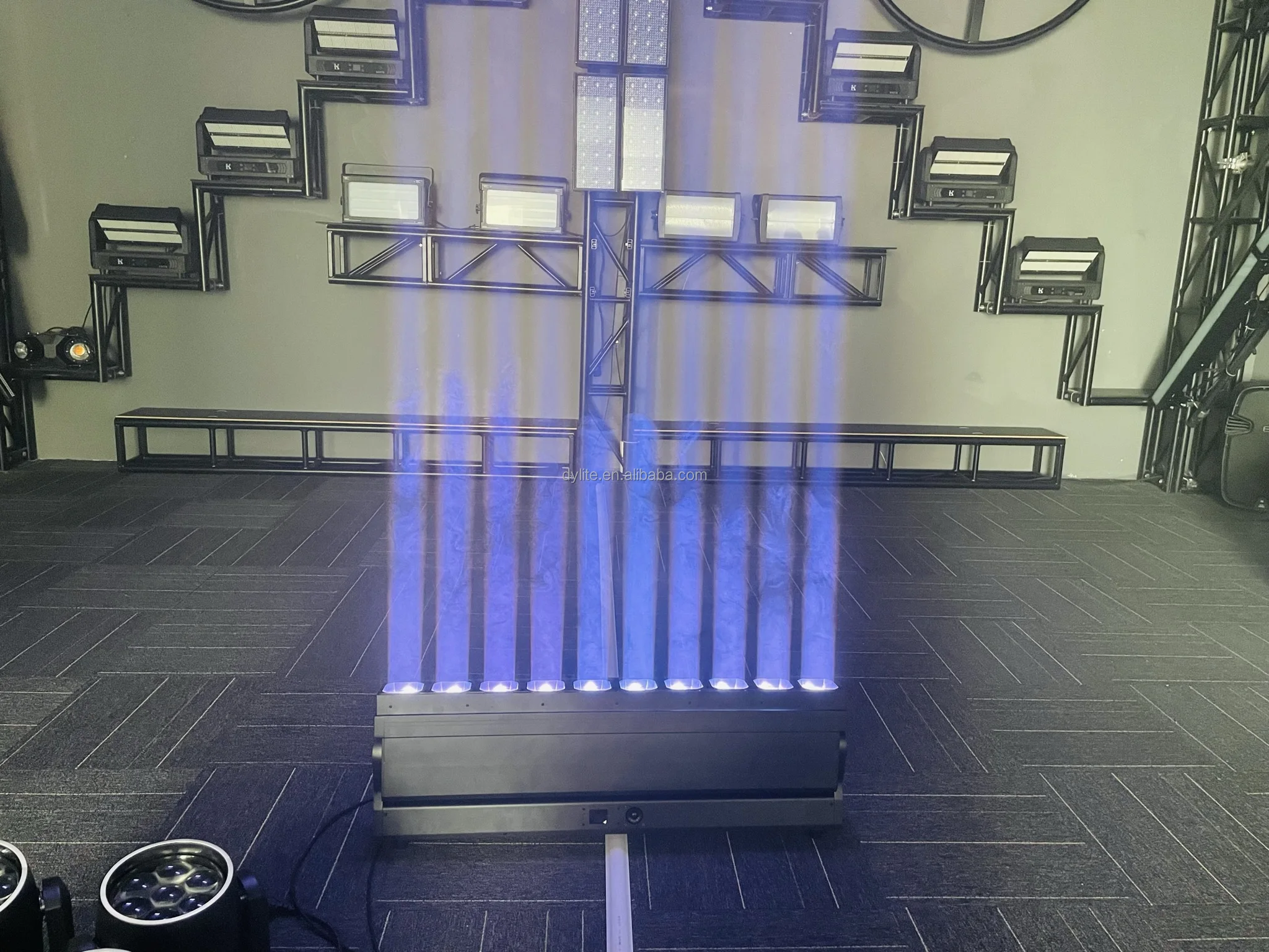 Led Bar Pixel Light RGB Stage Wash Zoom Light Bar 10x60w Zoom Wash with LED Strips Light For Performance Bar Night Club