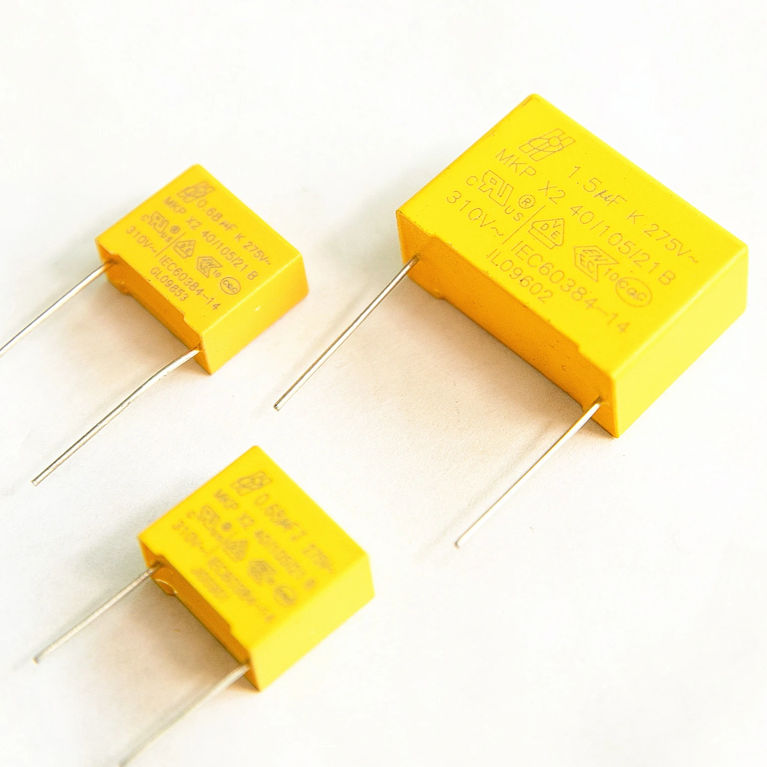 Recommend pulse capacitor MKP X2 Resin Sealing Capacitor Polypropylene capacitor for Circuit