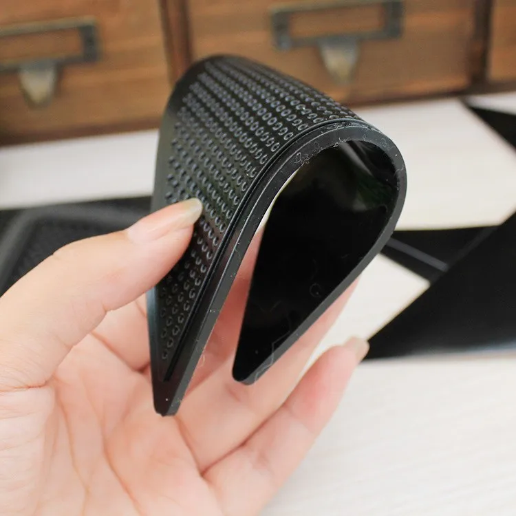 Amazon Hot Sale High Quality Products For 2021 Rug Grippers Anti Slip Carpet