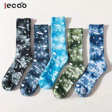 CT Multicolored Maple Leaf Printing Hip Hop Funny Women Tennis Street Tie Dye Hemp Socks Men