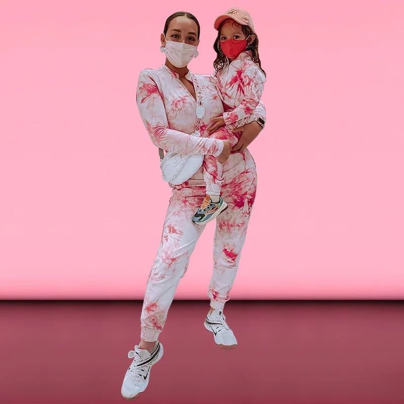 
Fall Tie Dye Mother Daughter Matching Outfits Family Lounge Wear Two Pieces Long Sleeve Top Pant Fashion Mommy And Me Sweatsuits 