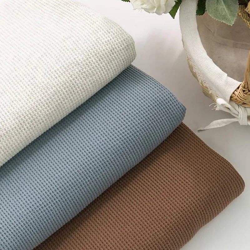 Wholesale soft lightweight kitchen towel 280 gsm casual t-shirt knitted 100% cotton knitted waffle weave fabric for baby swaddle