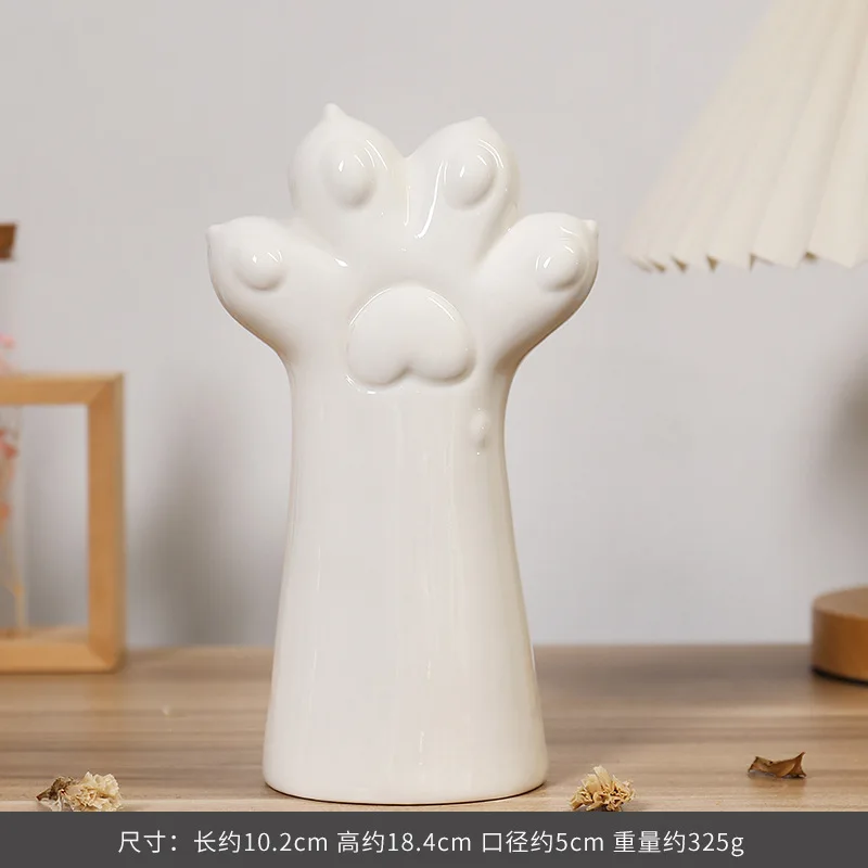 Ceramic Vase for Home Decor Creative Living Room Flower Arrangement with Dried Flowers Simple and Elegant Crafted Design