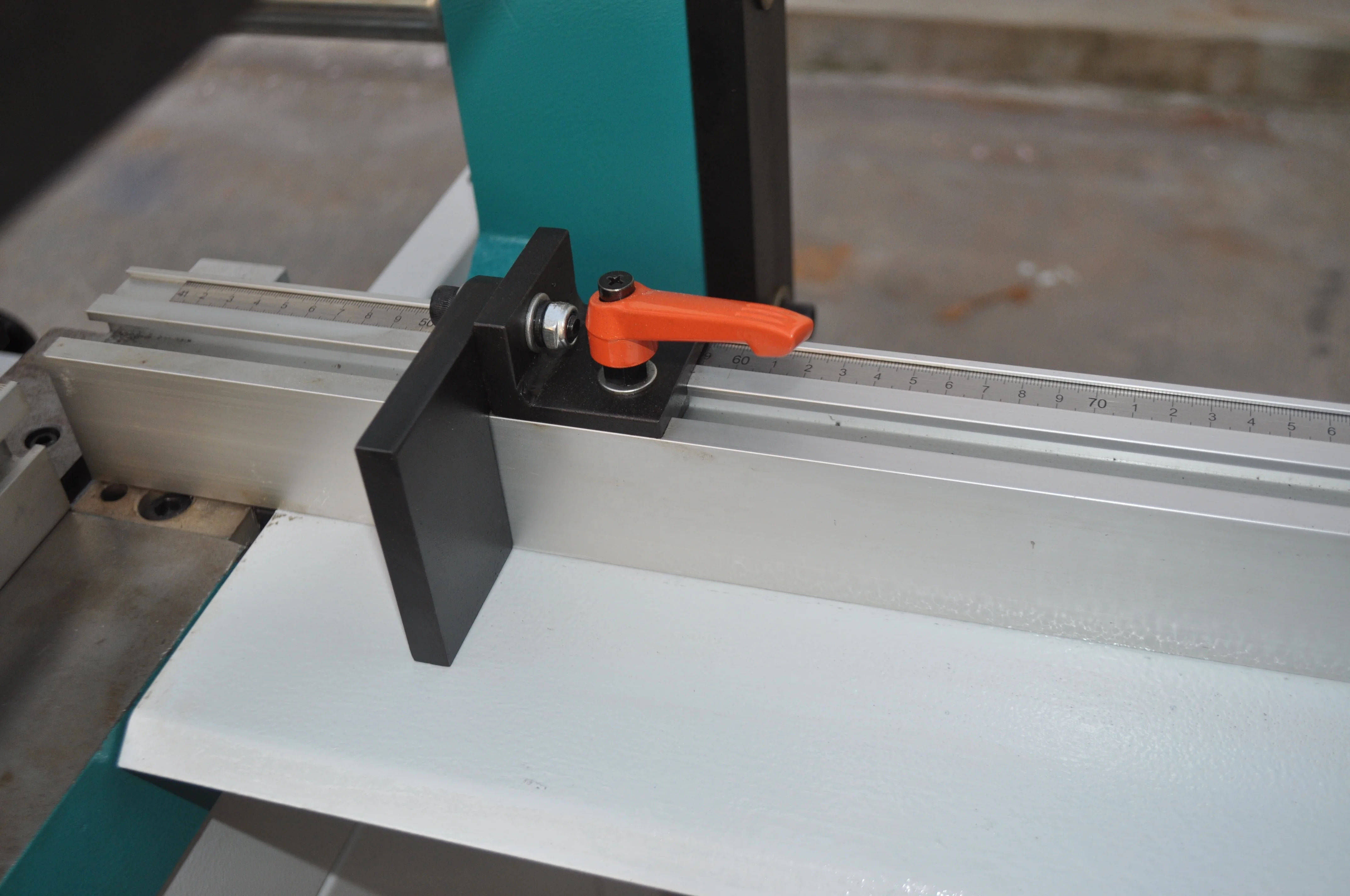 Woodworking double - row multiple drilling machine