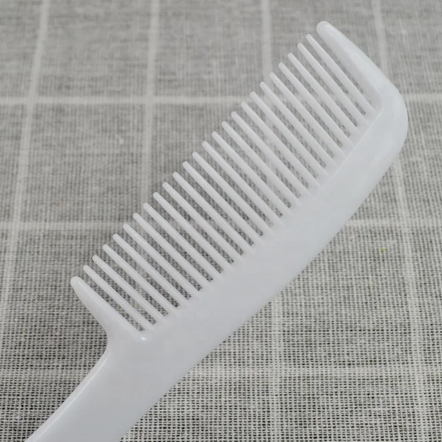 cheap white plastic comb for travel