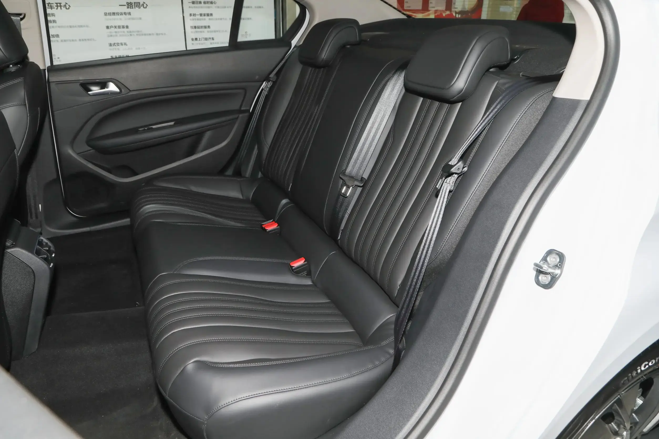 2025 Dongfeng Peugeot 408 1.5T Gasoline Medium Sedan 175HP Used Car for Sale Affordable Price in China