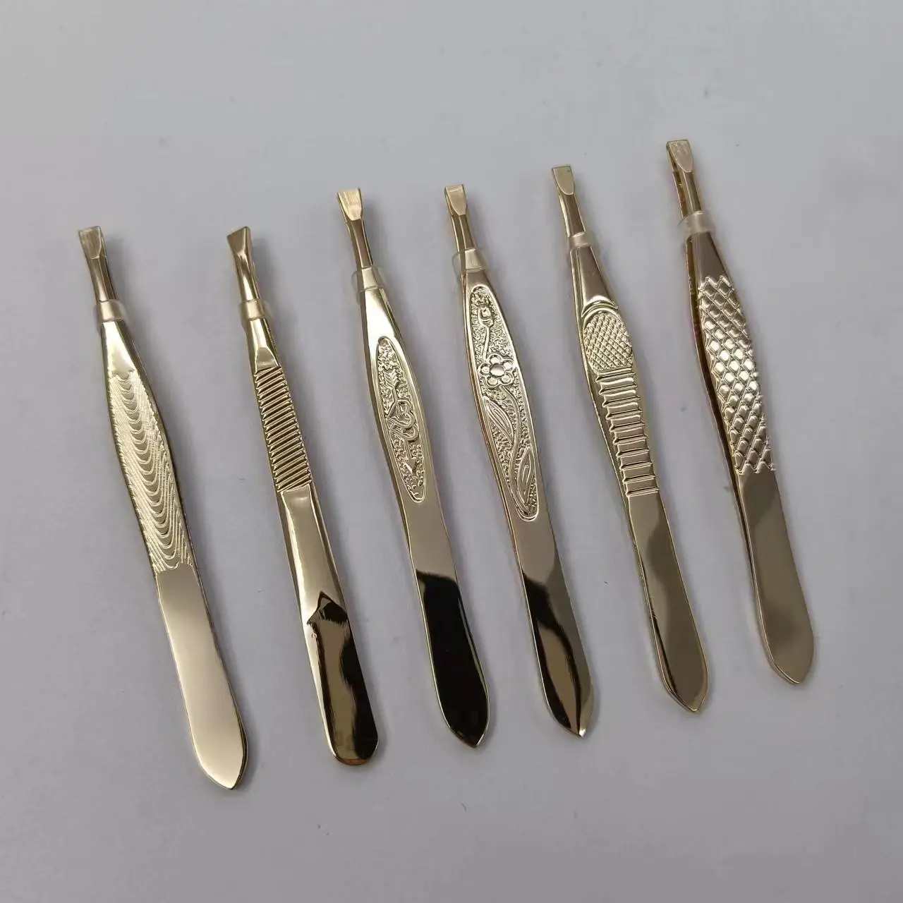Factory Direct Selling Gold Silver Tweezers Elegant Design Household Makeup Cosmetic Tweezers