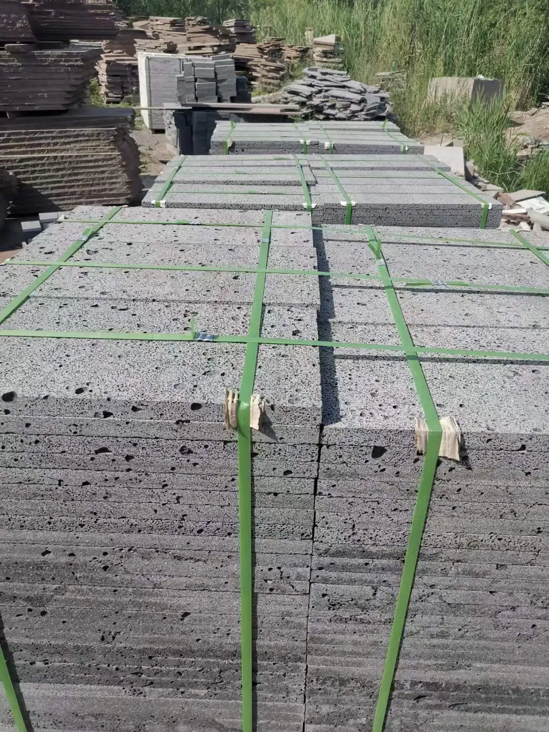 Good quality natural stone black lava volcanic stone tiles