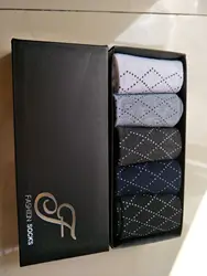 Осенне-зимние хлопковые мужские носки в коробке