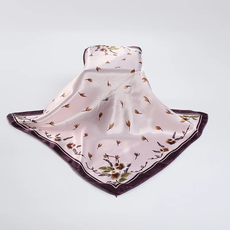 Wholesale Summer Women Retro Cashew Scarf Soft Floral Printed Square Custom Head Wrap Fashion New Leopard Satin Silk Scarf