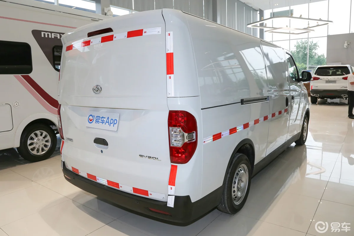 High quality Chinese electric mini van of new 2022 model large space for sale