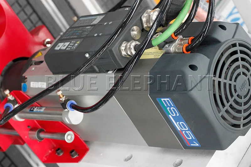 Машина для резки шкафа 3d cnc маршрутизатор сменщик инструментов Автоматическая Поворотная ось 1325 atc cnc резьба по дереву