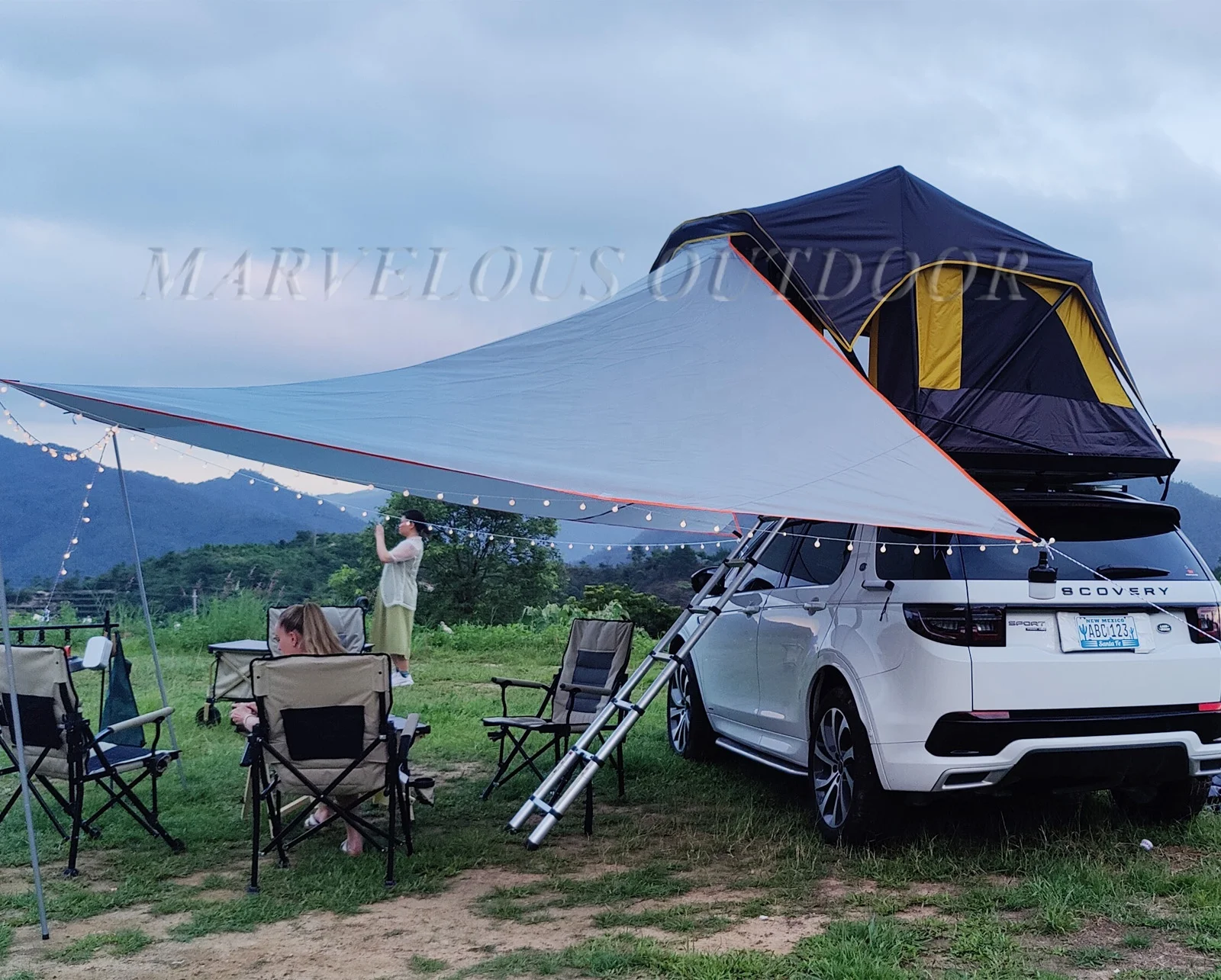 YUAN GU Semi-Automatic Tente De Toit Voiture 2 Person Rooftop Soft Shell Aluminum Car Roof Top Tent