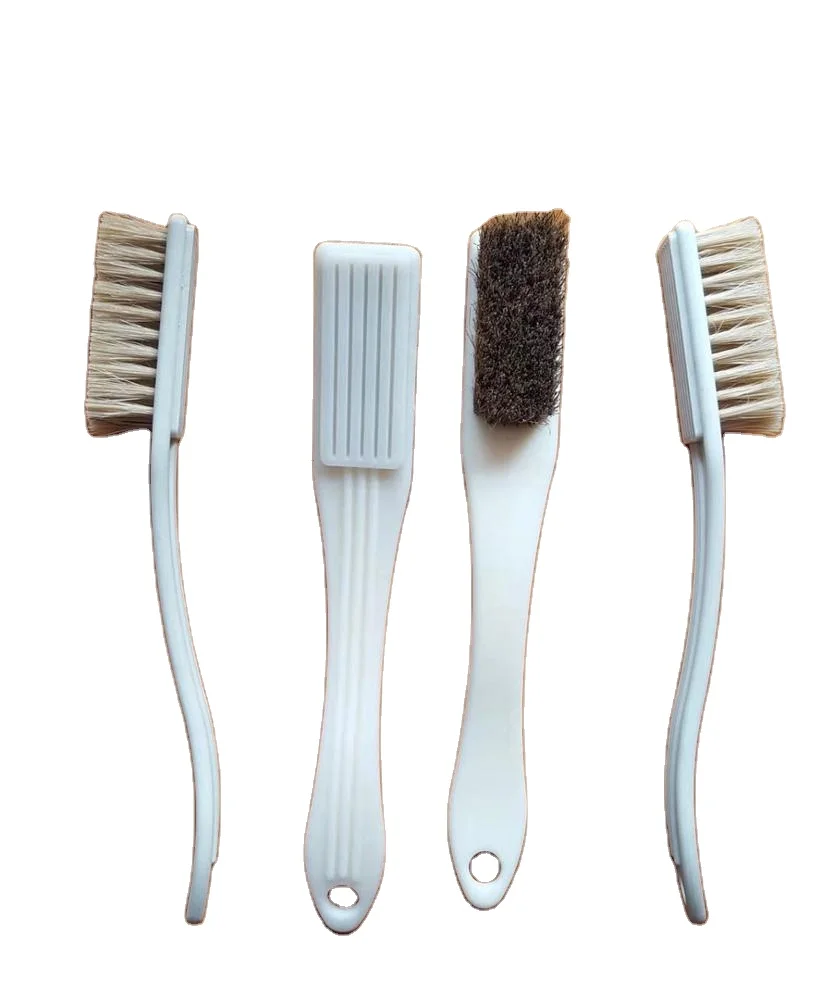 Factory direct supply natural bristle brush customized high quality shoe brush and durable climbing brush