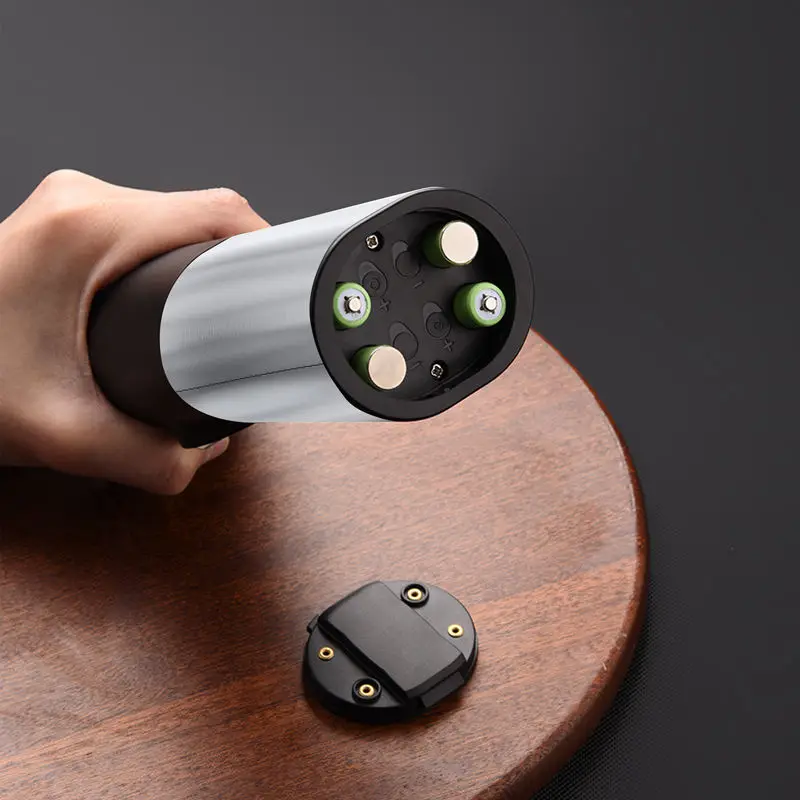 2024 Trending Battery-powered Automatic Electronic Stainless Steel Salt & Pepper Mills