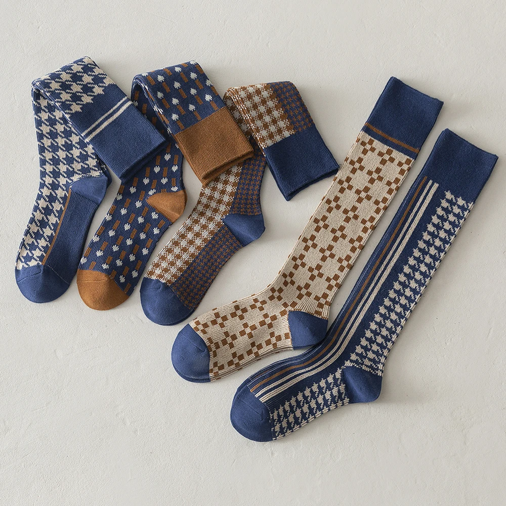 Wholesale Colorful Travel Cotton Breathable Sport Medical Knee High Running Cycling Nurse Football Compression Socks women