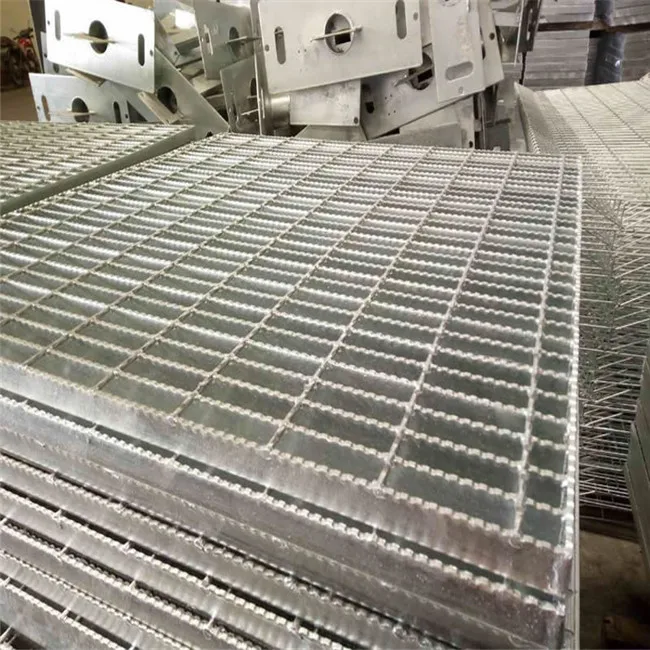 Оцинкованная стальная решетка 25x5 весовая нигерийская для заводов по производству парковок