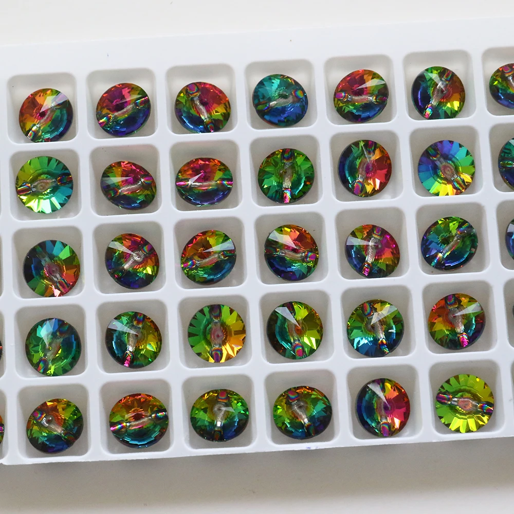 Dongzhou Crystal Sew On Buttons for Clothes Fancy Stone Crystal Buttons for Wedding Dress and Clothing Decoration