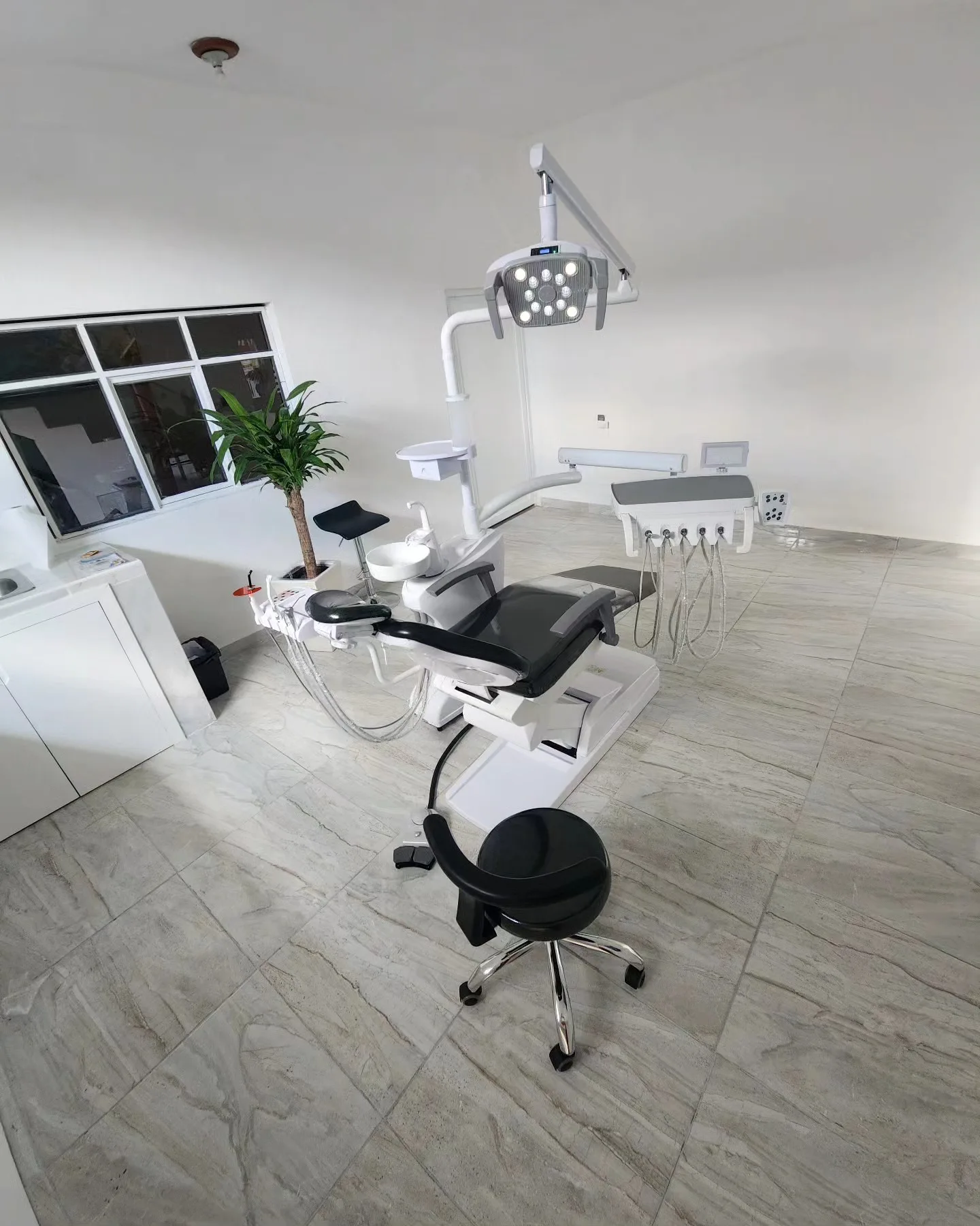 High-Precision Adjustable Dental Chair Professional Dental Manufacturer In Foshan