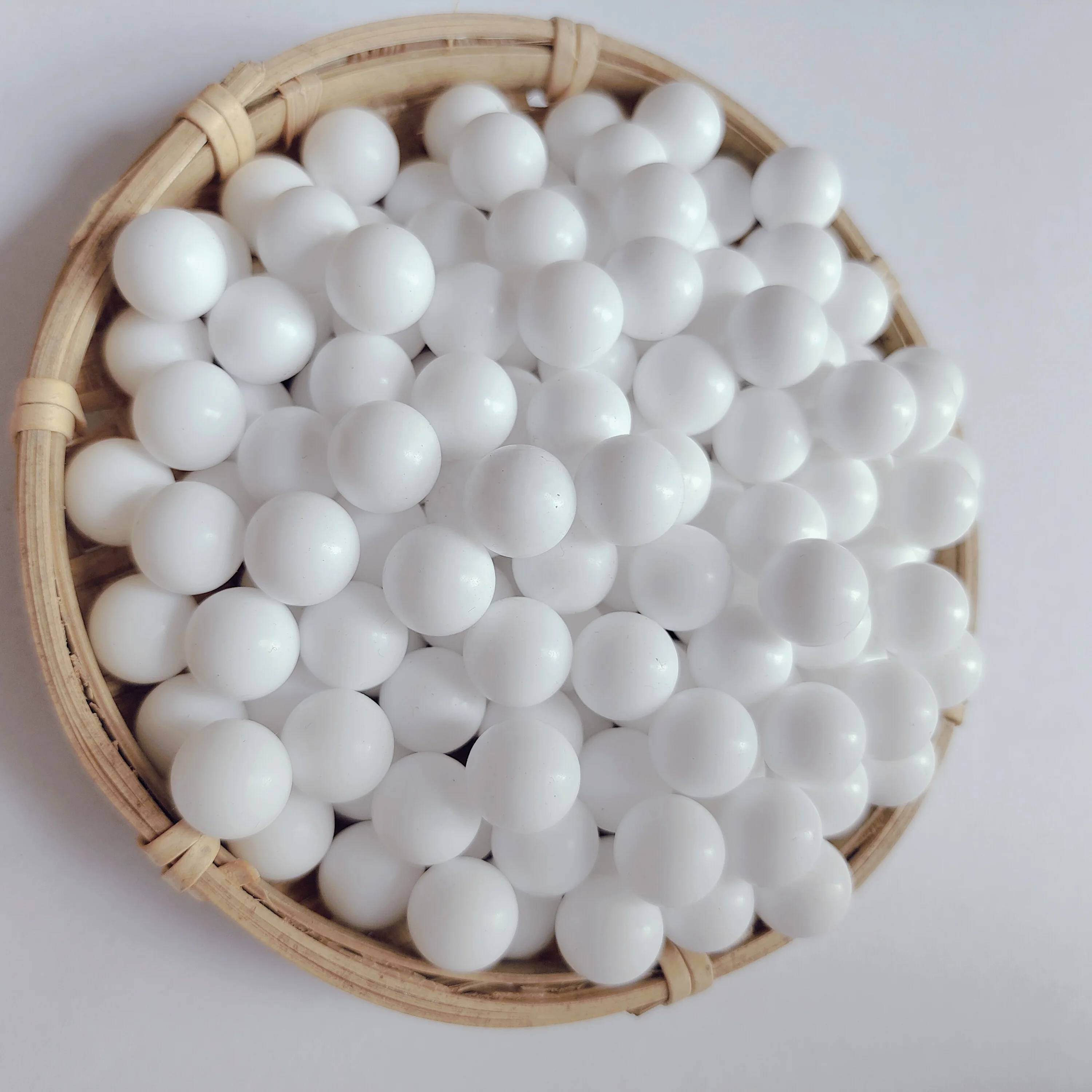 Factory direct sale white hard 12.7mm PTFE plastic bearing ball