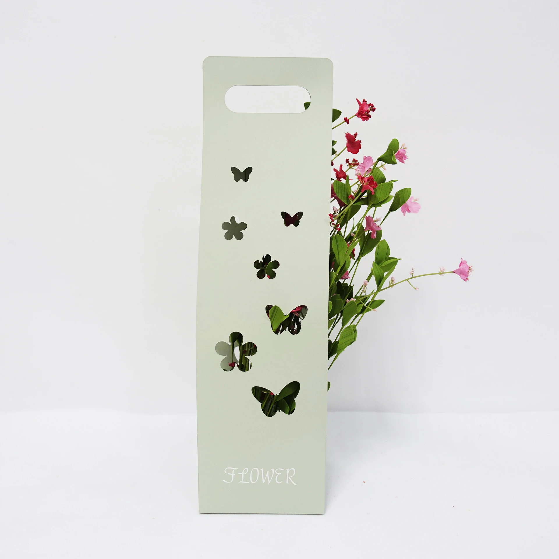 Fashion kraft paper flower carrier paper bag